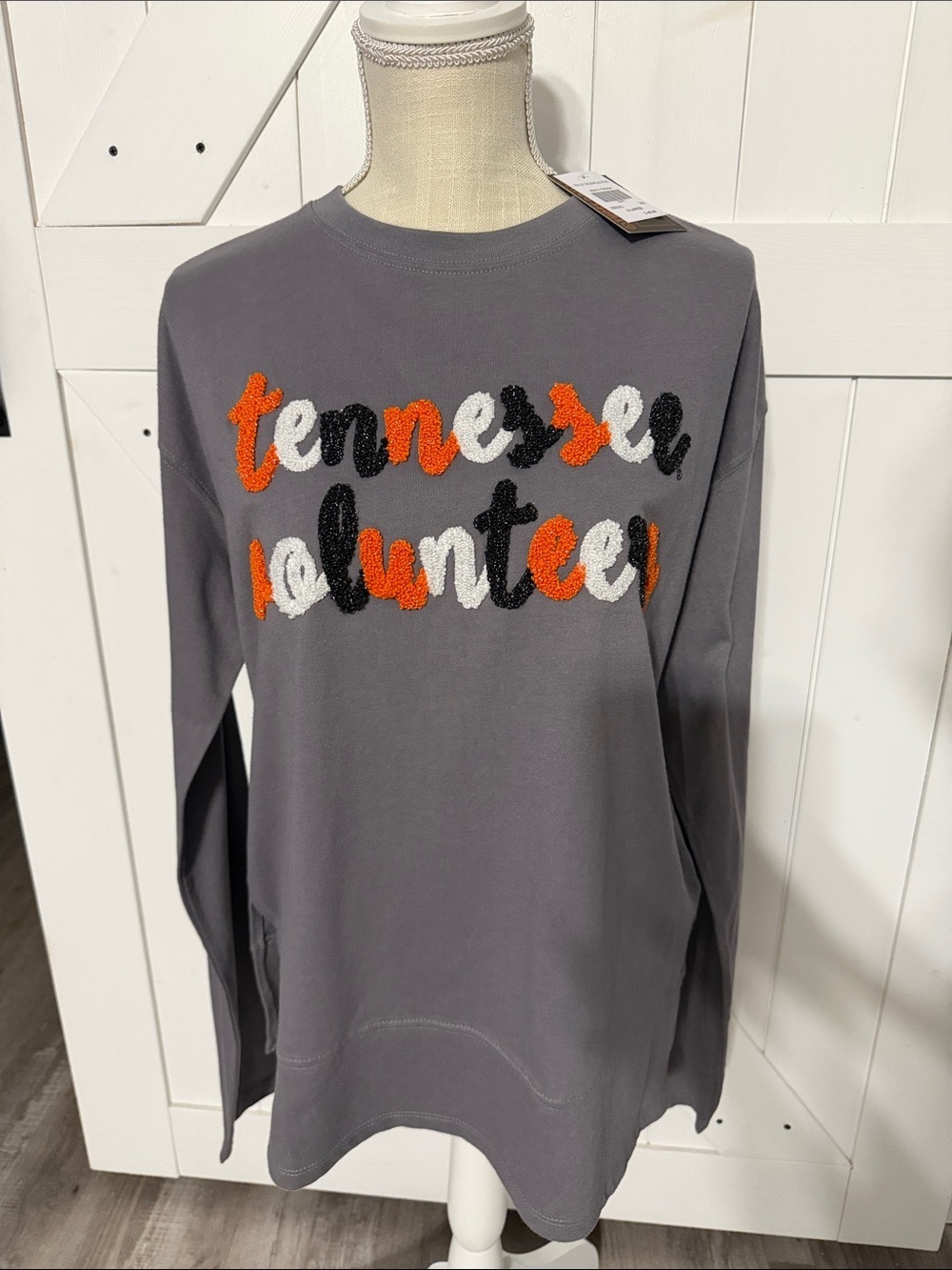 NWT Women’s Tennessee Volunteers long sleeve